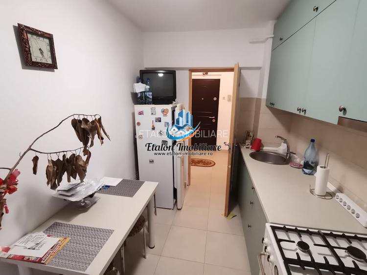 Apartament 2 camere semidecomandat, etaj 3 bloc cu lift,&nbsp;Darmanesti - 2