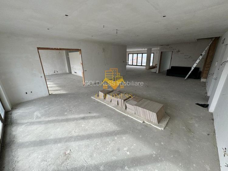 Penthouse, 5 camere, 3 bai, Terasa, 254 mp, bloc nou, Calea Turzii - 2