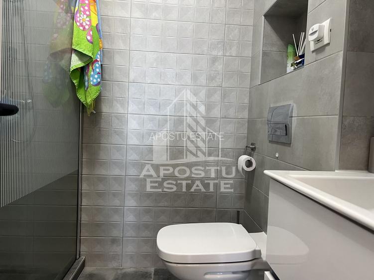 Apartament cu 3 camere de vanzare, 2 locuri de parcare, et 1, Giarmata Vii - 6