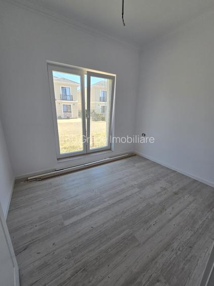 Duplex pe parter Mosnita Noua - 8