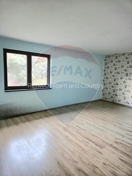 Casă / Vilă cu 7 camere de vânzare - 17