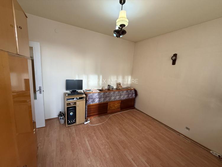 Apartament 3 camere 60 mp etaj 2 - Campina ,langa OMV - 25