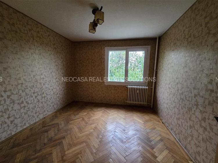 LOCUINTA TA APROAPE DE PARC BLOC Y ! - 11