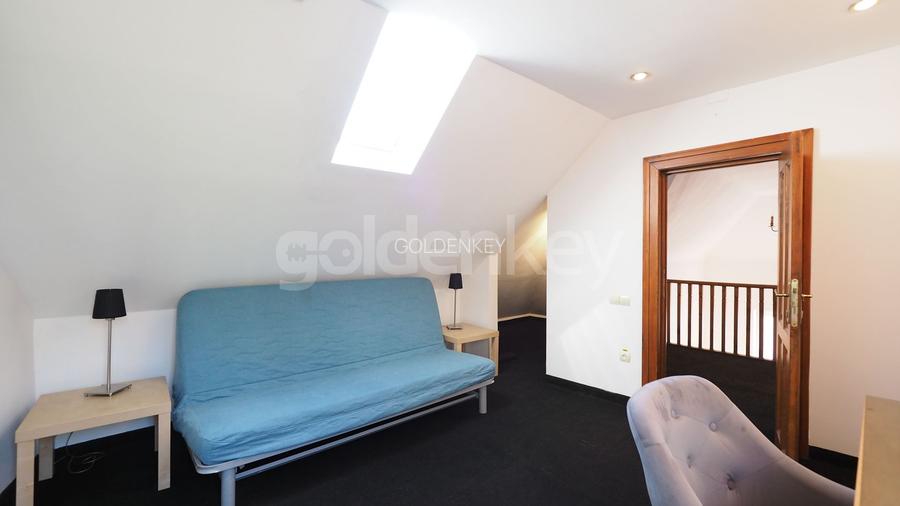 Vila nemobilata cu 4 camere si curte proprie - 14