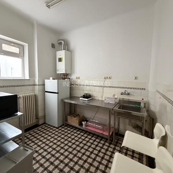 Cotroceni, parter de vila, intrare separata, 3 camere 80mp, garaj - 7