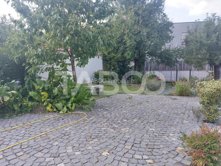 Apartament renovat 105mp 3 camere curte proprie 340mp in acte Cisnadie - 13