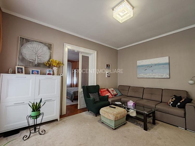 Vânzare casă   Zona Centru - 2