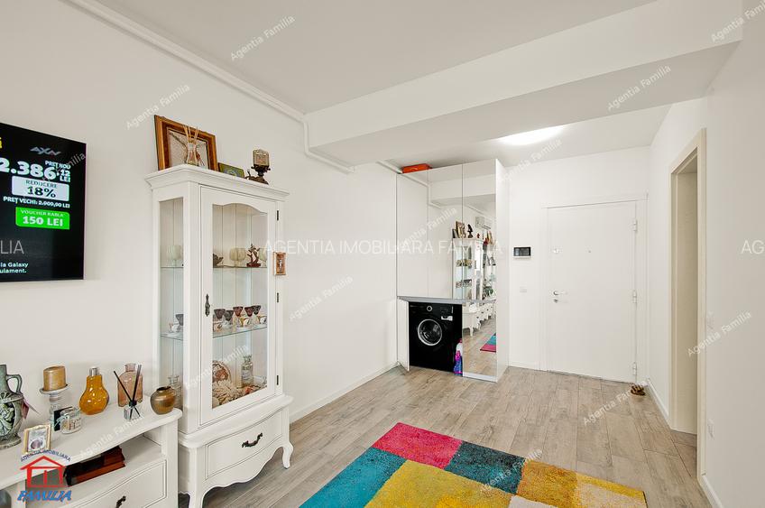 Vanzare studio, zona str.Basarabiei( bloc Central Park), et 7/8, pret 82 000 e. - 7