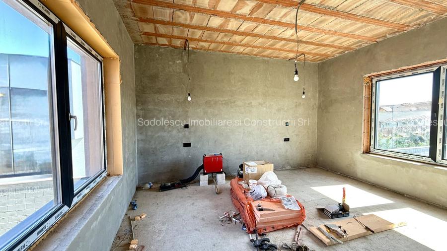 PROIECT DEOSEBIT - 4