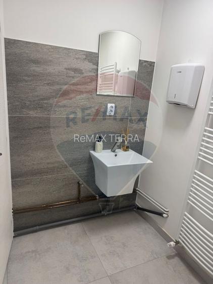 Spațiu de birouri de închiriat, clădire nouă, zonă centrală 160m2 - 11