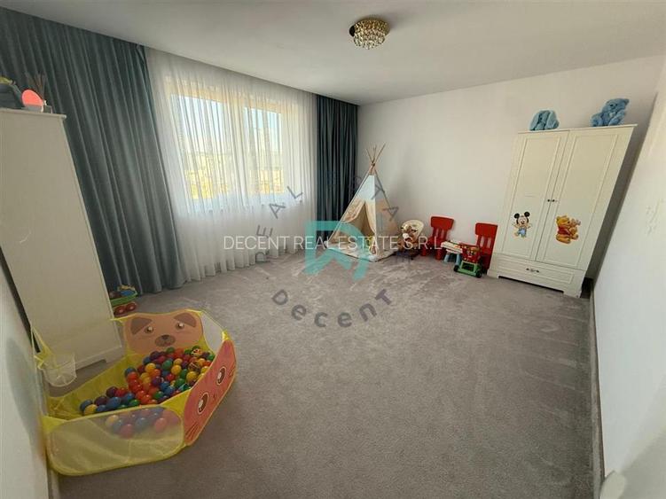 Casa spatioasa , intrare Izvor, Brasov - 35