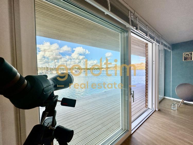 CASA PLUTITOARE/CONSTRUCTIE BETON PLUTITOR/UNICA IN ROMANIA/5 LOCURI DE ACOSTARE - 5