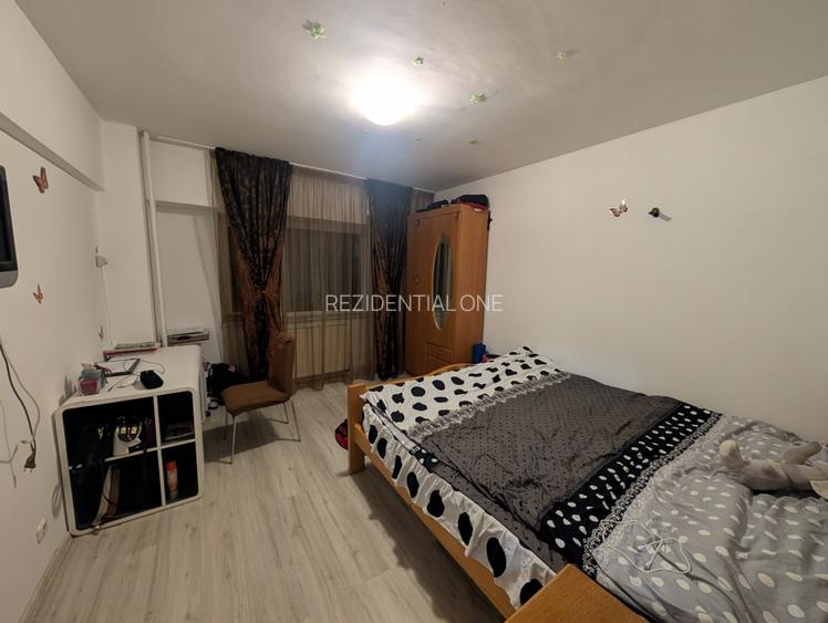 Apartament decomandat Banca Națională etaj 1, bloc 1992 - 12