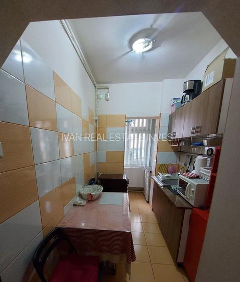 Stefan cel Mare, garsoniera cu centrala, boxa, bloc reabilitat, metrou - 4