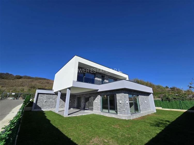 Casa Individuală ,140 mp utili,teren 583 mp, situata in Baciu! - 3