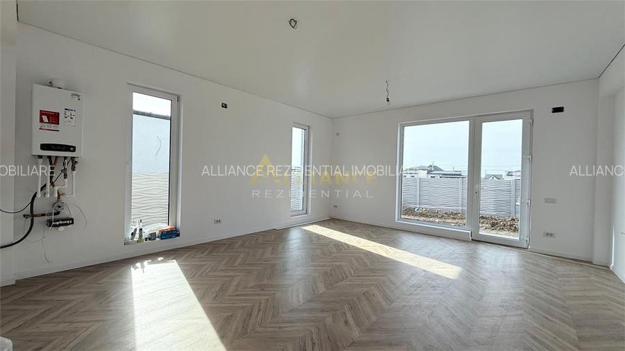 Casa Individuala - 4 camere - 2 bai - 371 mp teren - 9