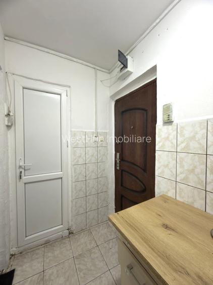 Garsoniera 22 mp, etaj 3, pozitie excelenta -  Iosefin - 4