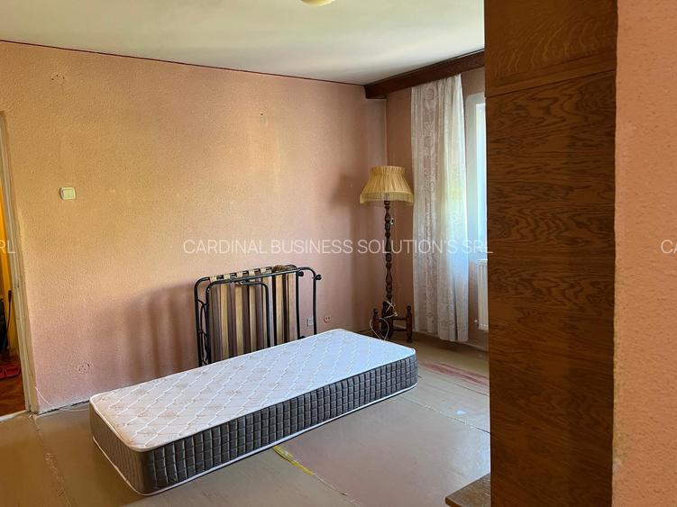 2 camere Salaj -Ferentari , str Livezilor - 8