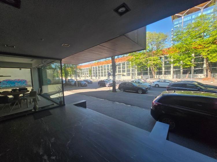 Showroom/Spatiu Comercial Spectaculos vis a vis One Eliade Floreasca - 8