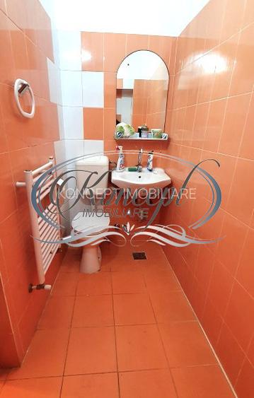 Birou in cladire istorica cu terasa si boxa, strada Eroilor - 7