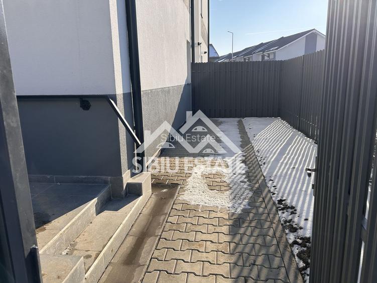 Investiția perfectă: apartament modern cu 2 camere si balcon în Șelimbăr - 10