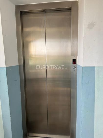 garsoniera  spatioasa , 35 mp,centrala gaz, Dacia -  Bd Tomis ,  350 euro - 24