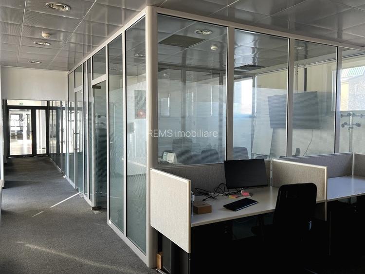 COMISION 0 / Cladire de birouri clasa A / Birou ultrafinisat  - 6