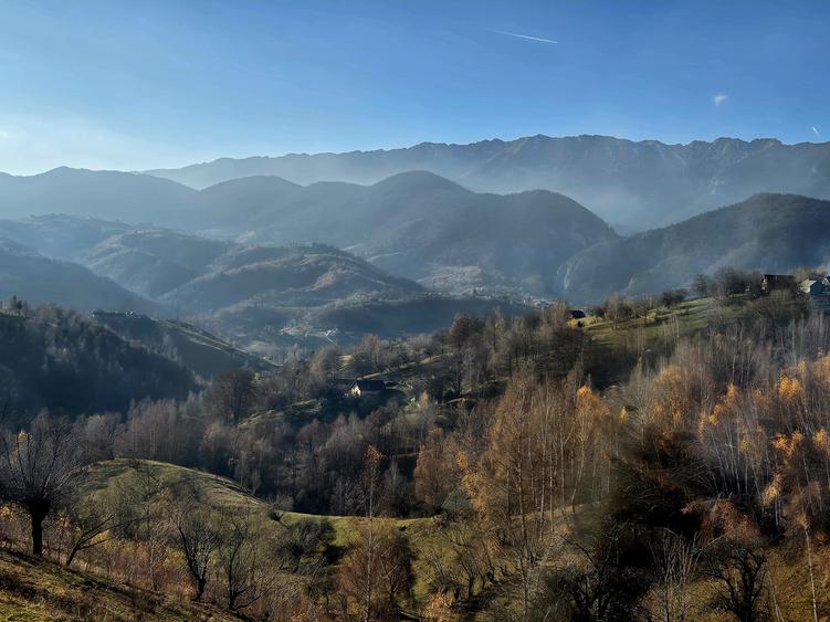 Teren de vânzare în sat Măgura/ Brasov– loc pentru familie, liniște și suflet