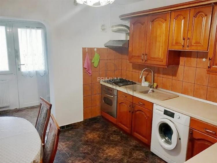 GIROCULUI - 3 CAM - 2 BAI - BOXA - 2 BALCOANE - PARTER INALT - ZONA LINISTITA - 5