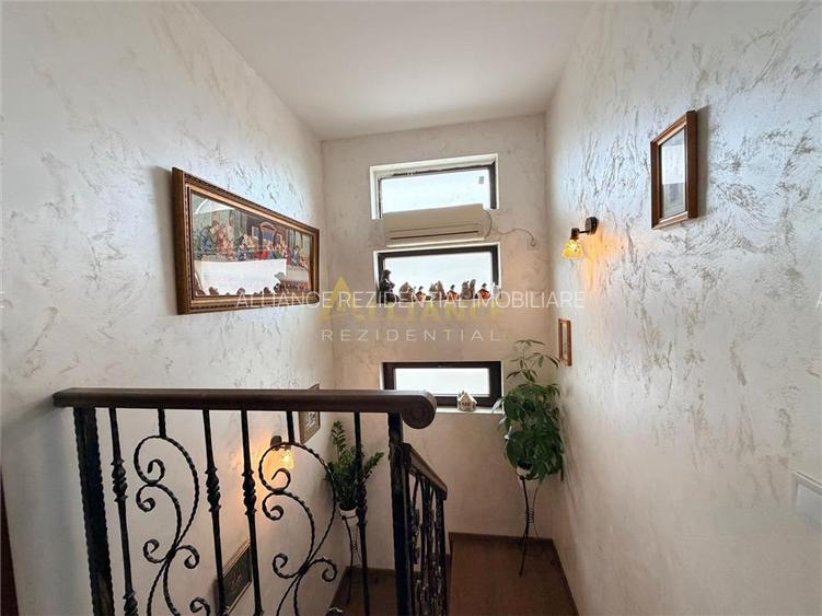 Casa Individuala - 4 camere - 2 bai - 575mp teren - 8