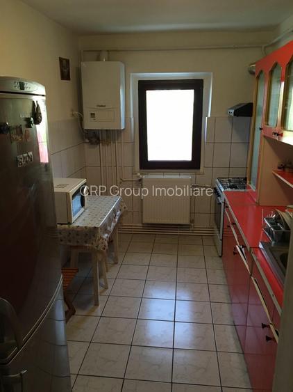 Apartament 3 camere, etaj 2, 74 mp utili, zona Liceul Sportiv – Policlinica 2 - 4