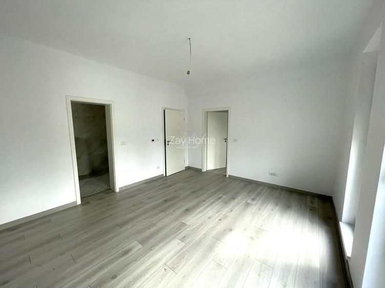 COMISION 0! Duplex finalizat - 5 camere, 3 bai. Panouri fotovoltaice. - 9