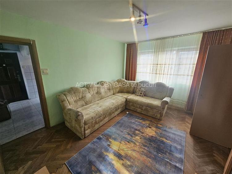 Resita, 2 Cam. Mobilat, Micro 3 - 12