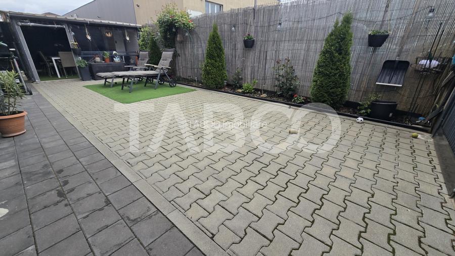 Apartament de vanzare 3 camere gradina si 2 parcari Calea Surii Mici - 2