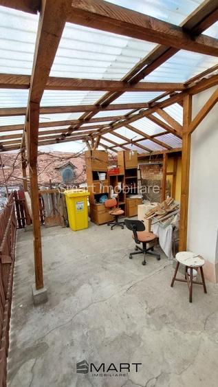 Casa cu teren 150 mp zona Lupeni - 16