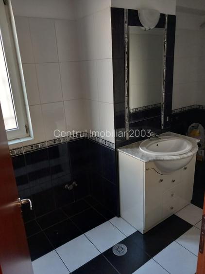 Cotroceni, Plevnei, imobil birouri 2005, etaj 1/4, lift, decomandat, parcare - 9