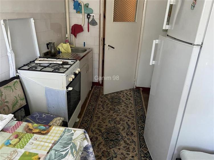 Apartament 3 camere , zona Gara , decomandat, 74 mp ,construit in 1980 , mobilat - 8