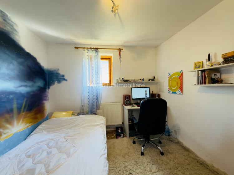 Casa individuala 2 camere, 933mp teren in Utvin - 13