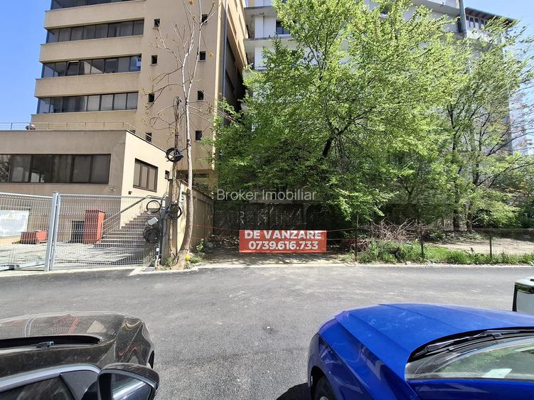Teren  3 min.metrou Grozavesti zona  cu vad foarte traficata ! - 6