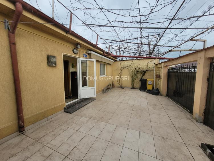 Casa parter cu 4 camere si anexe - cartier Coiciu - 2