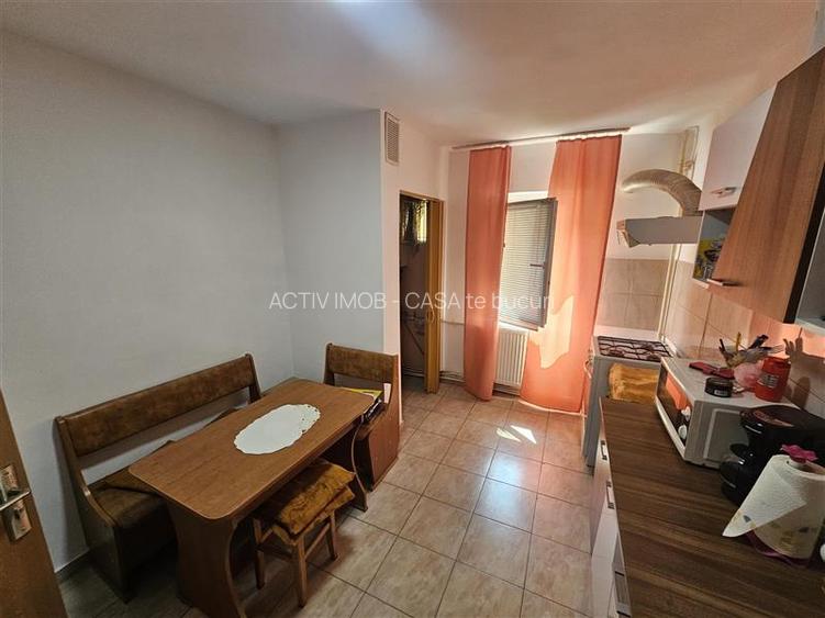 Resita, 3 Cam. Dec., Mobilat+Utilat, Parter Inalt, Micro 4 - 21