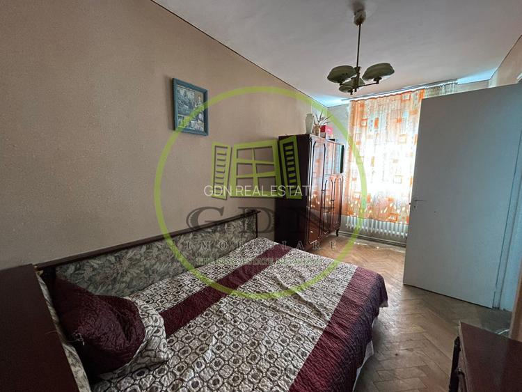 Apartament 2 camere, semidecomandat, 41mp, Craiovita, zona Niela. - 3