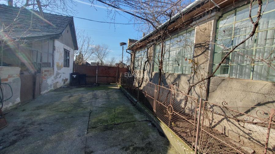 Casa individuala in Ciacova - atentie # necesita renovare - 3