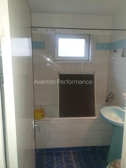 Apartament 4 Camere Exclusivitate Casa de Cultura - 11