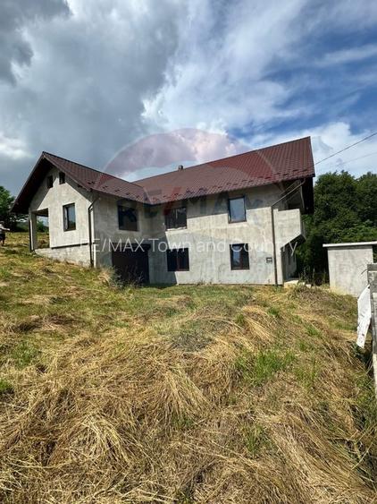 Casă / Vilă cu 7 camere de vânzare - 3