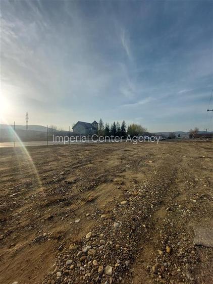 TEREN INTRAVILAN DE INCHIRIAT  IN EXCLUSIVITATE IN ONESTI - 3