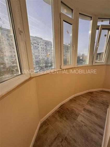 Soseaua Berceni - 3 Camere - 2 Balcoane - 280 m METROU - Decomandat - 6