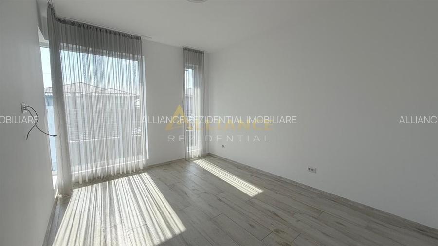 Casa Individuala - 3 camere, 2 bai, pompa de caldura, panouri solare - 4