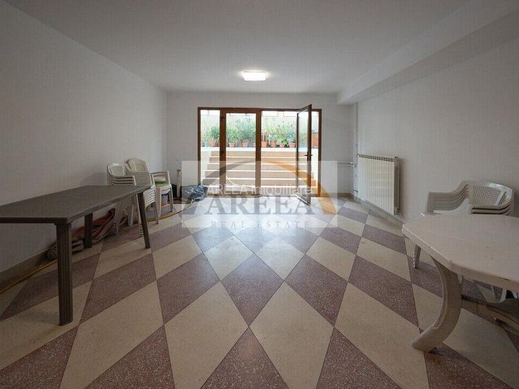Vila cu 750 mp utili si teren de 1.480 mp in Erou Iancu Nicolae - 39