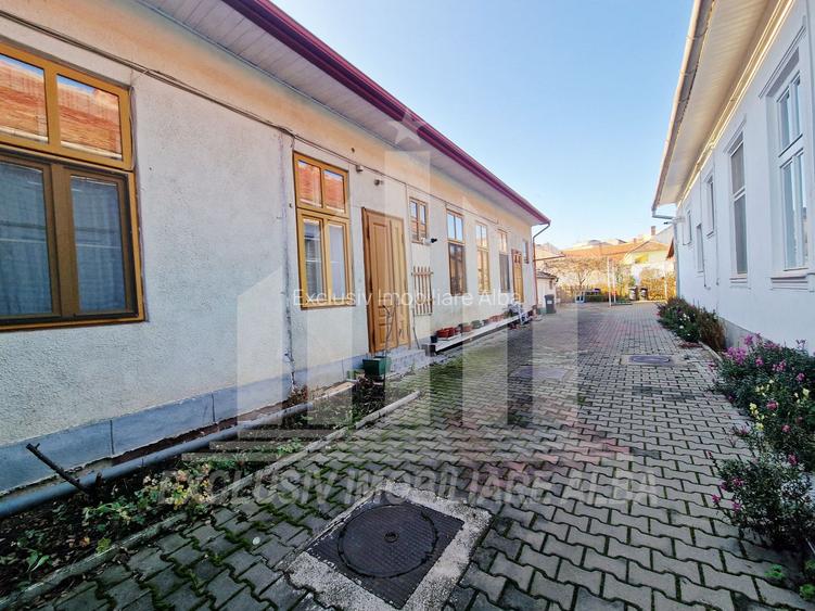 Casa de vanzare | 140 mp | 489 mp teren | Centru - 2